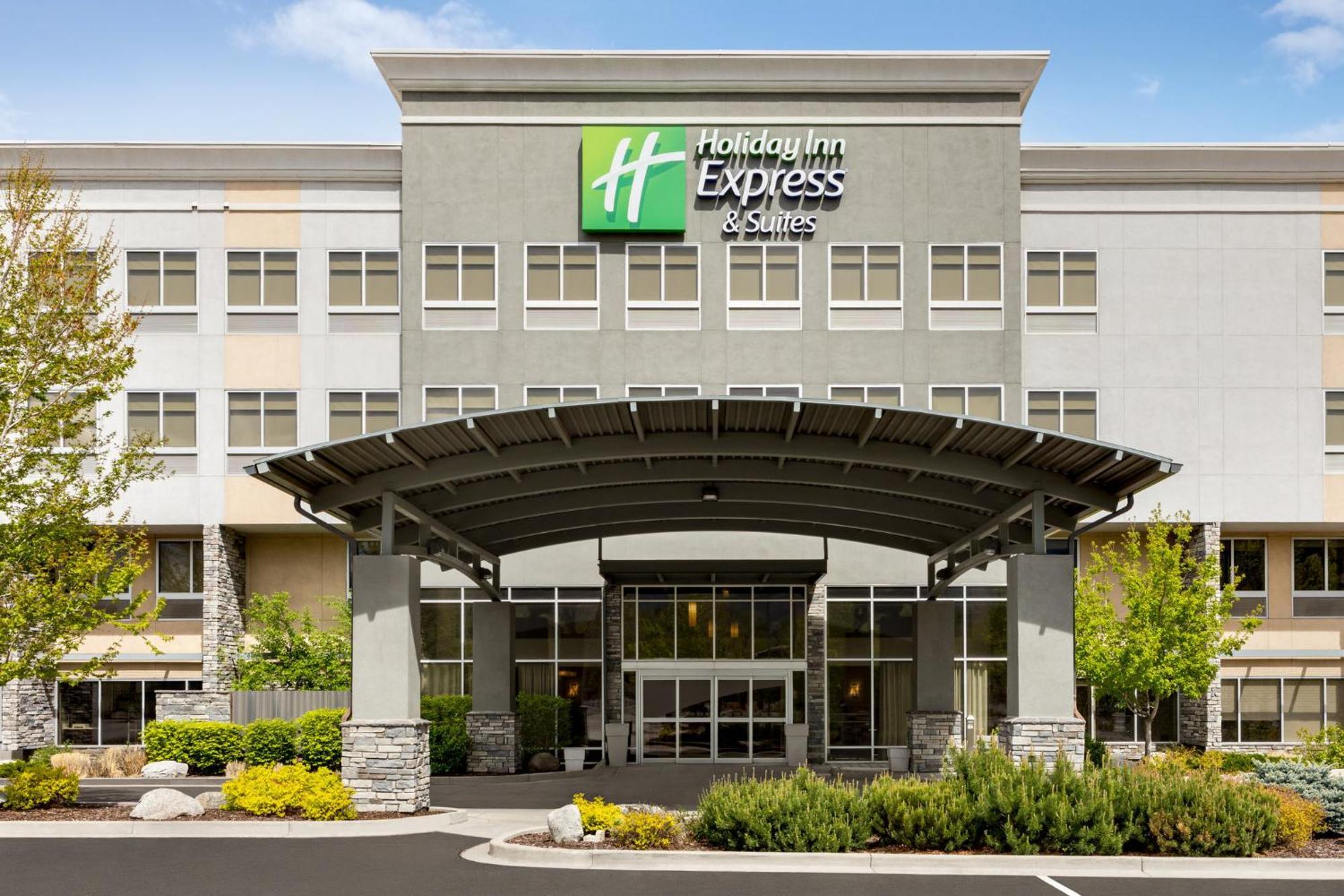 Holiday Inn Express & Suites Colorado Springs Central By Ihg Exterior foto